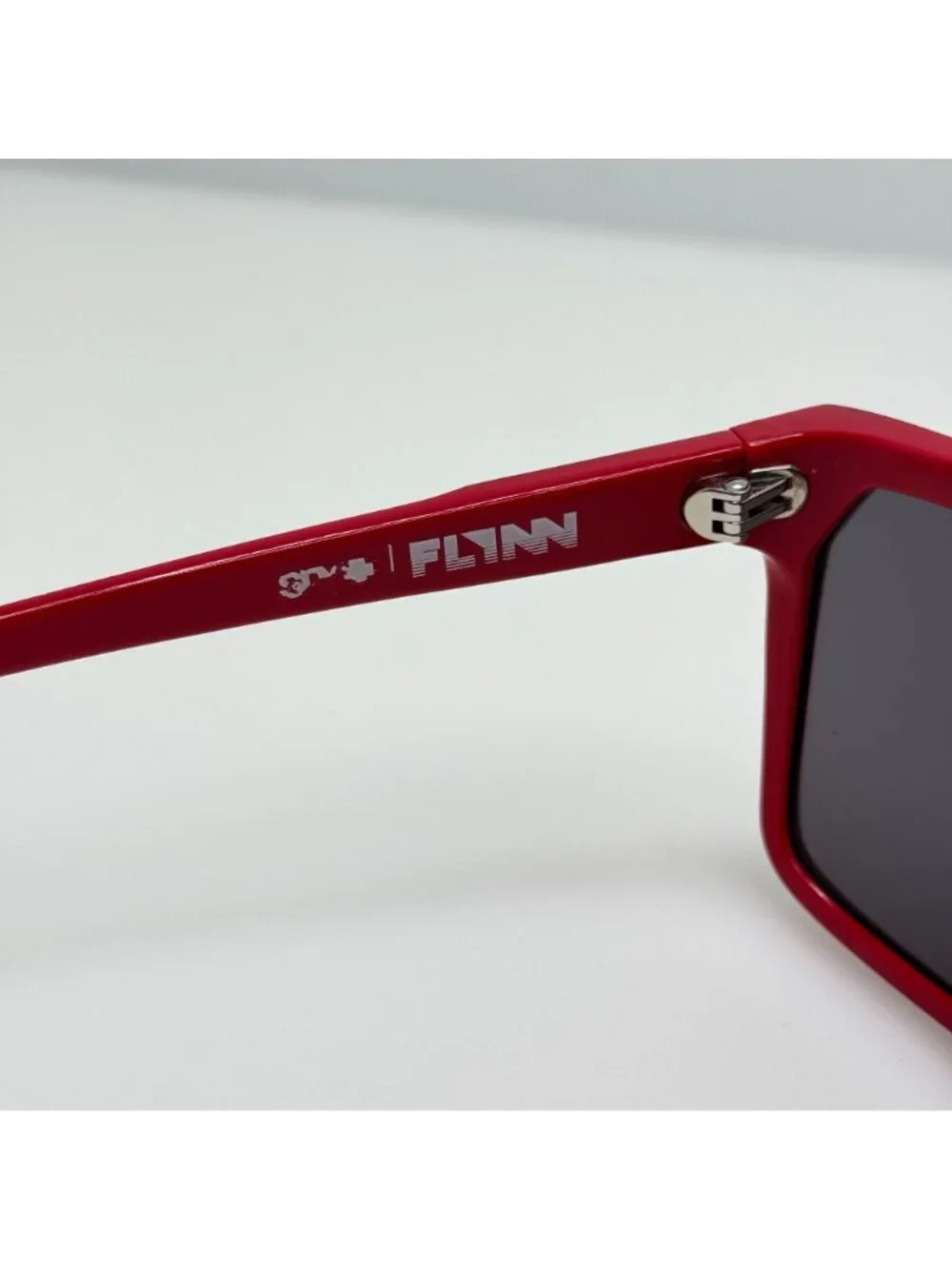 Spy Optics Sunglasses Flynn Red 134-00-140